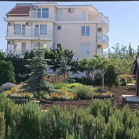 къща веси Vesea * Nesebar