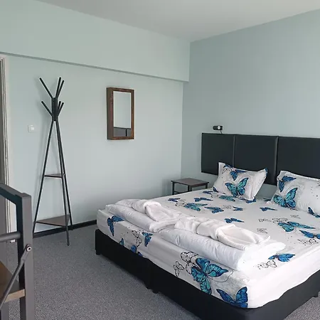 къща веси Vesea Neszebar